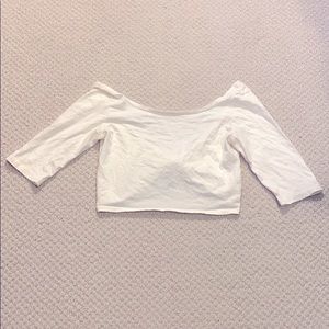 Tres Bien Cream/White Crop Top Size Medium